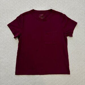 ✨ ARIZONA Jean Co. Burgundy Semi-Fit Pocket Tee – Size S ✨